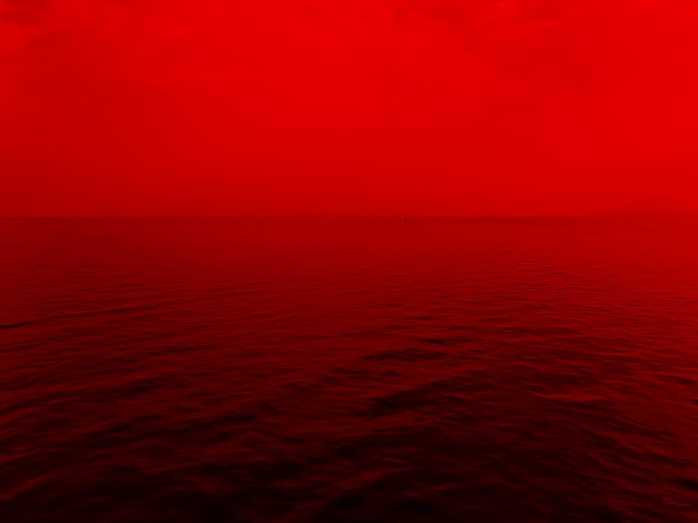 HD Image of a Red Ocean